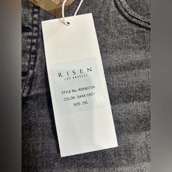 NWT Risen THOMAS Shorts DARK GREY High Rise Distressed Dark Grey 2X - Picture 2 of 13